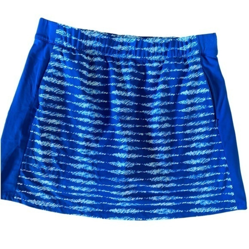 J McLaughlin Palm Springs Skort - S blue white design , nylon spandex